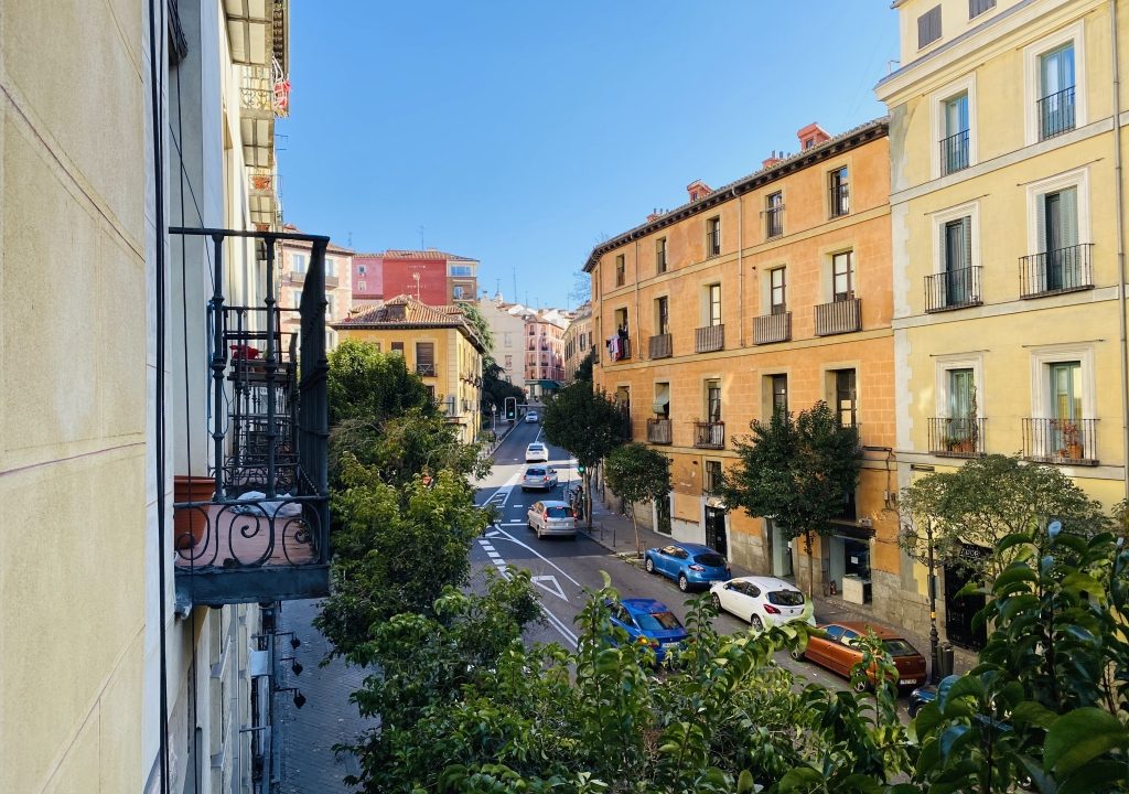plaza-de-la-villa-001