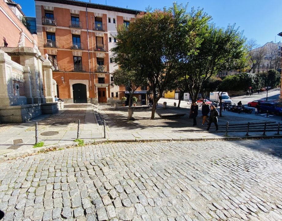 plaza-de-la-villa-005