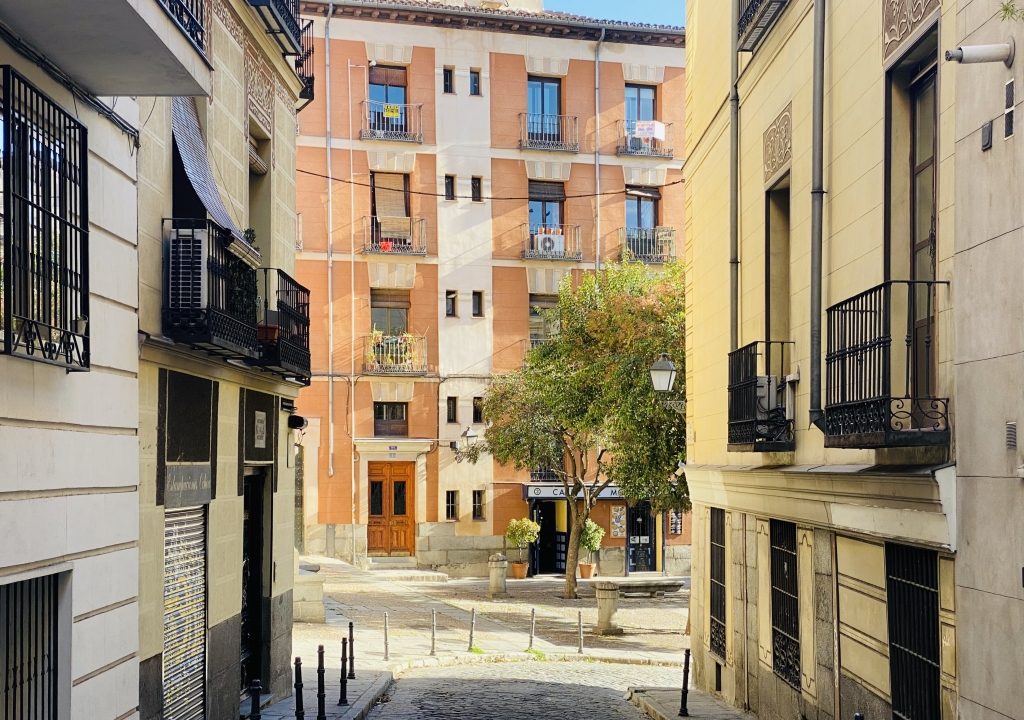 plaza-de-la-villa-020